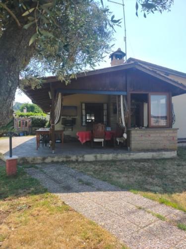 Independent Villa With Private Beach On The Lake Bracciano  Exterior foto